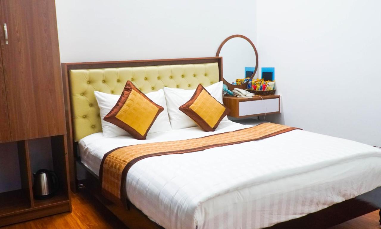 Hoang Dinh Hotel Hue Exterior foto